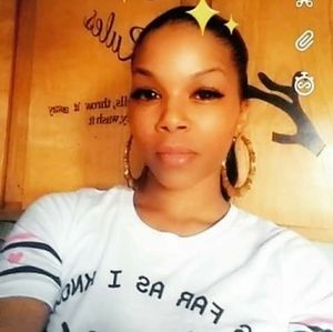 Meet your Posher, Amenta